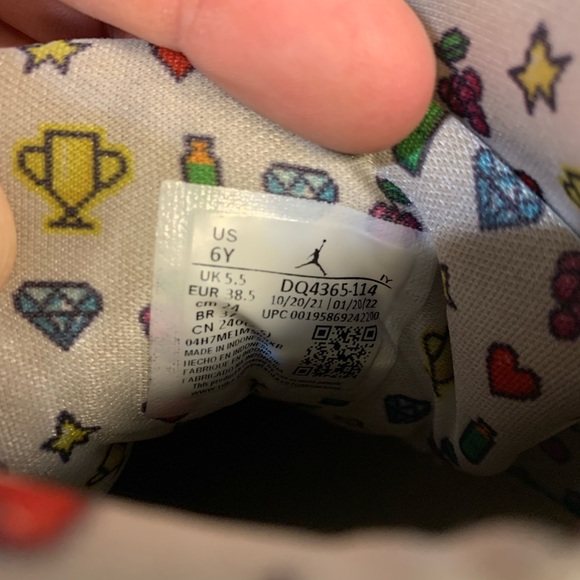 Nike Air Jordan 12 University Blue UNC Emoji GS Size 6Y / Womens 7.5 Sneakers - Picture 7 of 11